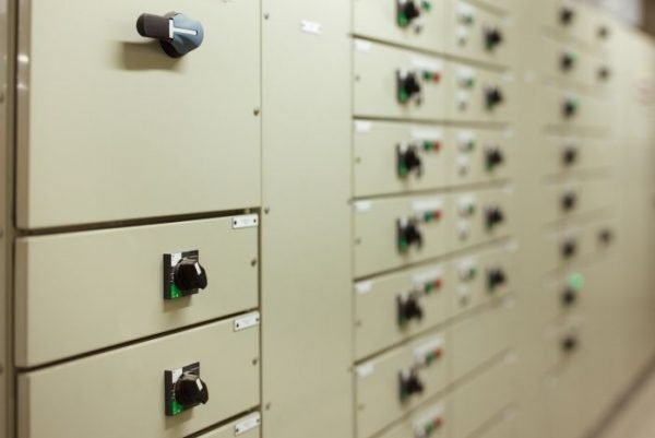 Distribuição de baixa tensão Emmapro